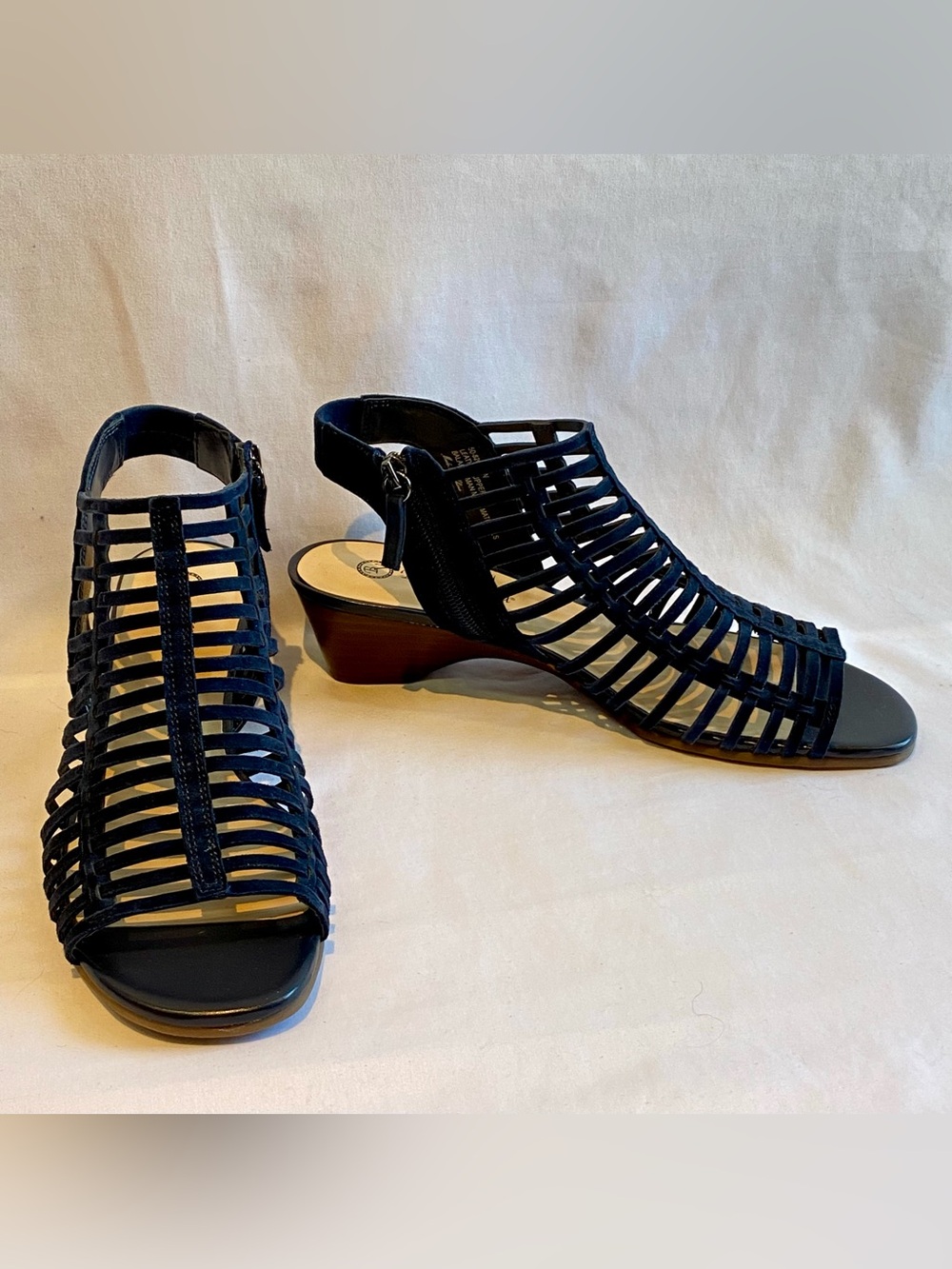 Bella Vita Pacey Navy Strappy Woven Slingback Wedge Sandal, size 9W, NIB